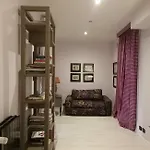Gatto Bianco Casa Dei Venti 3*