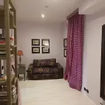 Gatto Bianco Casa Dei Venti Bari
