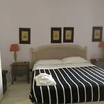 Gatto Bianco Casa Dei Venti 3* Bari